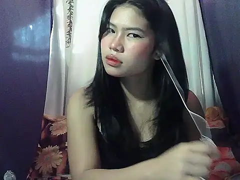 Snapshot of Allysonxx05 chatting on February 28, 2026, 11:06 pm Allysonxx05 online show from February 28, 2026, 11:06 pm