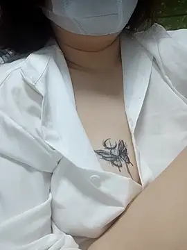 miniiceyya online show from March 23, 2026, 2:43 pm