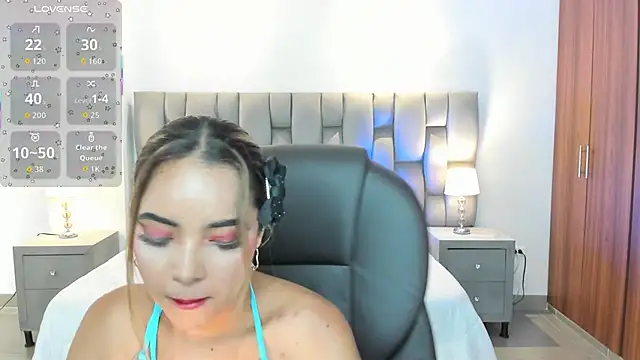 alana martiins online show from April 4, 2026, 7:33 pm