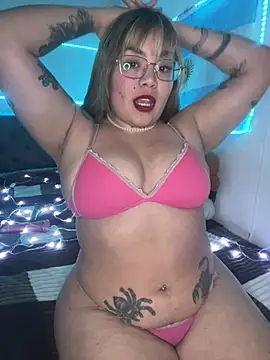 Lindalatina2001 online show from August 8, 2026, 1:19 am
