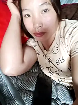 Evelyn-n online show from January 19, 2026, 5:33 am