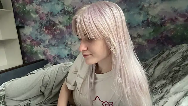 Snapshot of CelenFomes chatting on February 17, 2026, 6:10 am CelenFomes online show from February 17, 2026, 6:10 am