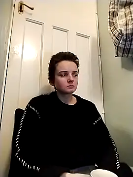 Snapshot of Amy01112 chatting on March 1, 2026, 6:43 pm Amy01112 online show from March 1, 2026, 6:43 pm