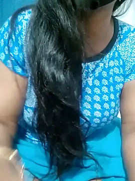 Snapshot of Lahari_23 chatting on February 18, 2026, 6:04 pm Lahari 23 online show from February 18, 2026, 6:04 pm