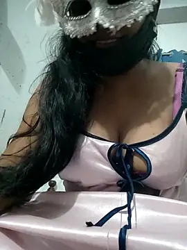 Snapshot of Lahari_23 chatting on April 25, 2026, 10:18 am Lahari 23 online show from April 25, 2026, 10:18 am