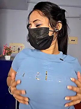 Hot-Haney77 online show from January 13, 2026, 4:23 pm