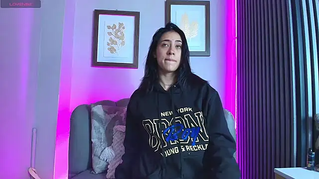 Ariana collinss online show from March 24, 2026, 11:48 am