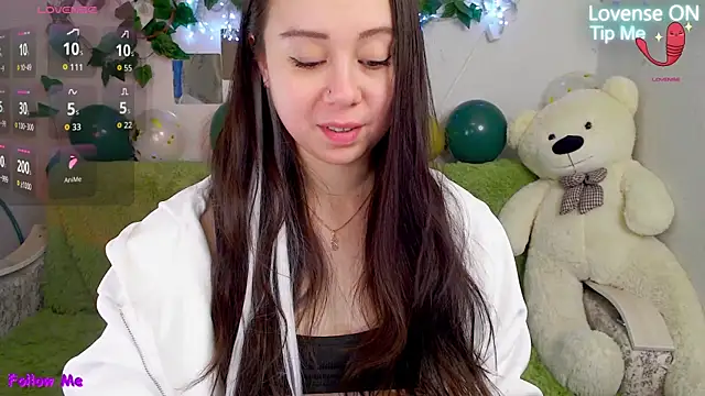 AlinaEleven online show from December 14, 2025, 11:42 pm