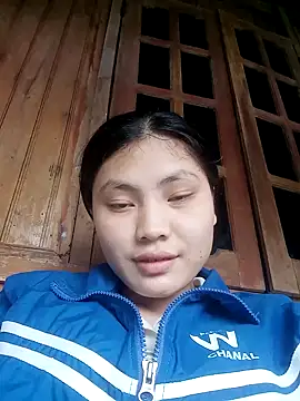 Hilary-123 online show from April 20, 2026, 12:57 am