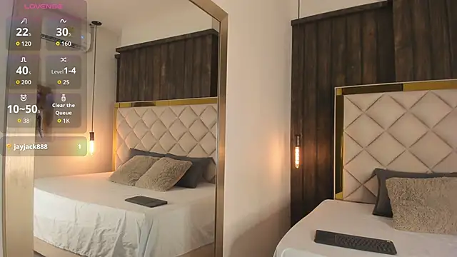 viiolet whitee online show from April 4, 2026, 1:08 pm