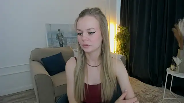 MidnighteAura online show from July 2, 2026, 3:23 am