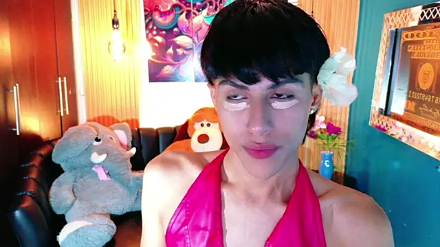 StormLuxX online show from May 9, 2026, 3:34 am