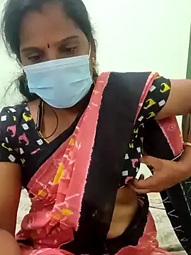 Tamil Pallavi online show from December 13, 2025, 9:20 pm