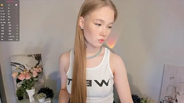 MaireLanda online show from February 11, 2026, 4:06 am