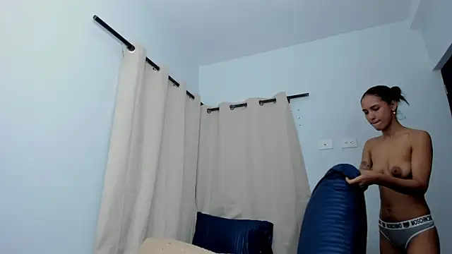 Samantha luv  online show from March 20, 2026, 6:57 pm