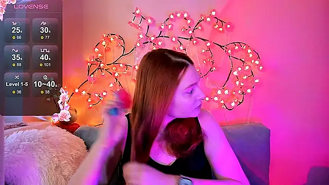 Snapshot of Ungoliant_Kiss chatting on January 16, 2026, 1:37 pm Ungoliant Kiss online show from January 16, 2026, 1:37 pm