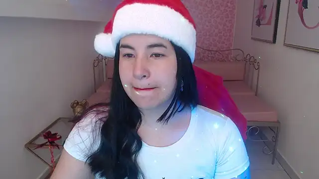 Nina harpper  online show from December 22, 2025, 1:19 pm