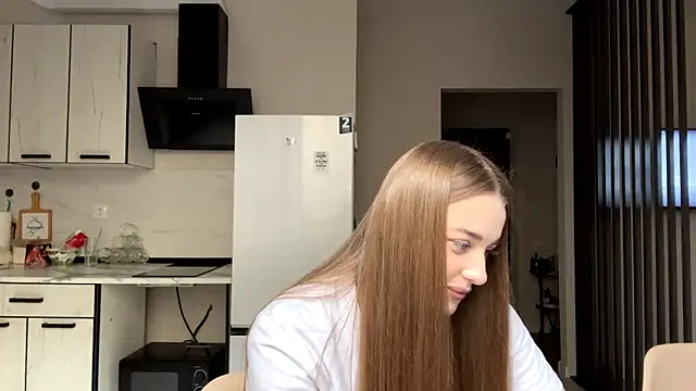 Snapshot of Adelle_Love chatting on December 2, 2025, 9:25 am Adelle Love online show from December 2, 2025, 9:25 am