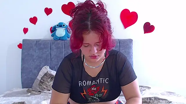 Snapshot of hottie_couplee chatting on July 1, 2026, 10:42 pm hottie couplee online show from July 1, 2026, 10:42 pm