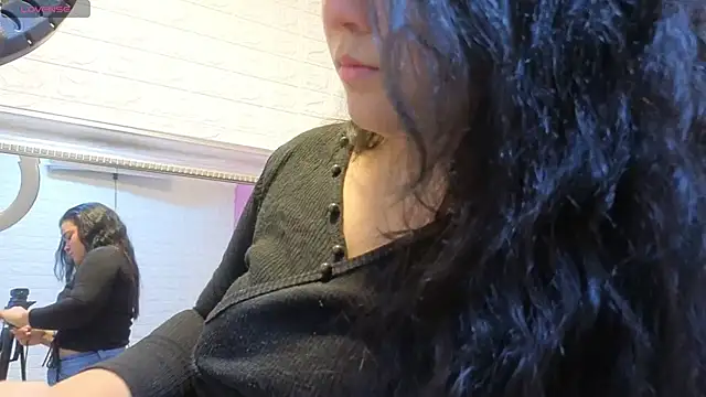 ValeryMorales online show from March 4, 2026, 8:37 pm