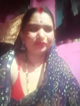 Your-shreya143 online show from April 5, 2026, 8:28 pm