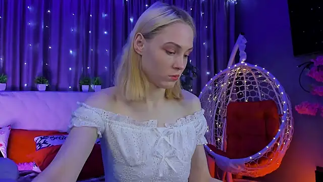 Gina Gina love online show from February 14, 2026, 1:13 am