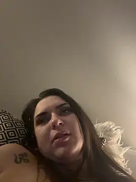 Tinytinkarough online show from December 2, 2025, 1:17 pm