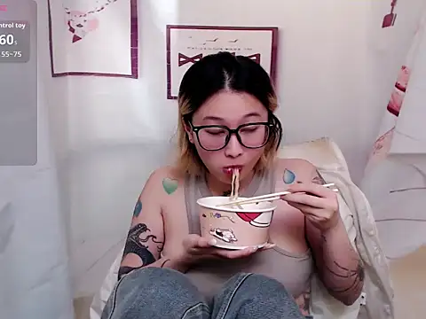 Snapshot of abella1116 chatting on December 20, 2025, 8:05 pm abella1116 online show from December 20, 2025, 8:05 pm