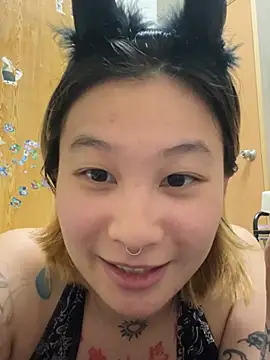 Snapshot of abella1116 chatting on January 12, 2026, 5:51 pm abella1116 online show from January 12, 2026, 5:51 pm