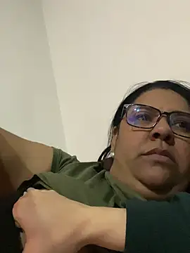 Carameloswing1 online show from February 12, 2026, 12:16 am