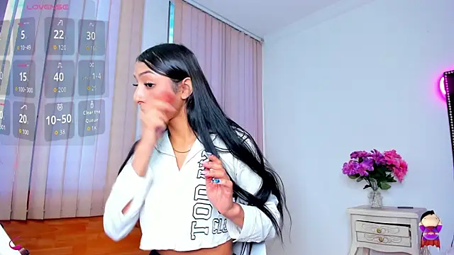 lya  brown online show from February 5, 2026, 12:43 pm