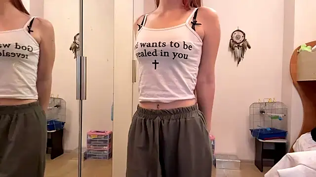 velvetmary online show from December 16, 2025, 4:28 am