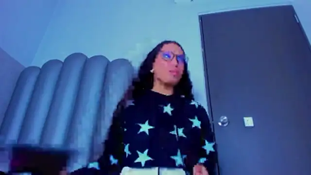 Snapshot of pitufa- chatting on February 7, 2026, 8:12 pm pitufa- online show from February 7, 2026, 8:12 pm