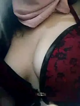 Snapshot of Almas-arabic chatting on February 23, 2026, 2:36 pm Almas-arabic online show from February 23, 2026, 2:36 pm