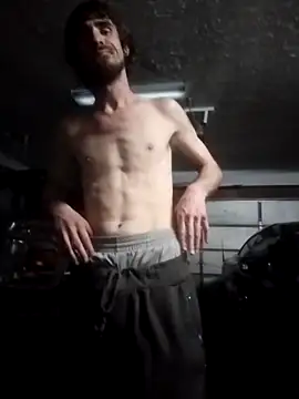 bigjohnson2914 online show from April 4, 2026, 2:10 am