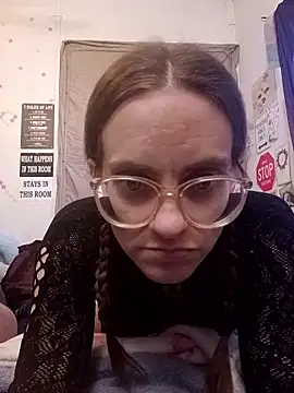 snowbird1117 online show from January 11, 2026, 3:17 pm