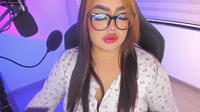 asheryn online show from February 11, 2026, 1:43 am