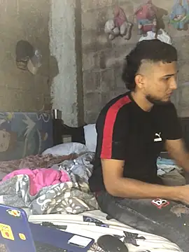 modeloxtz online show from January 15, 2026, 2:21 pm