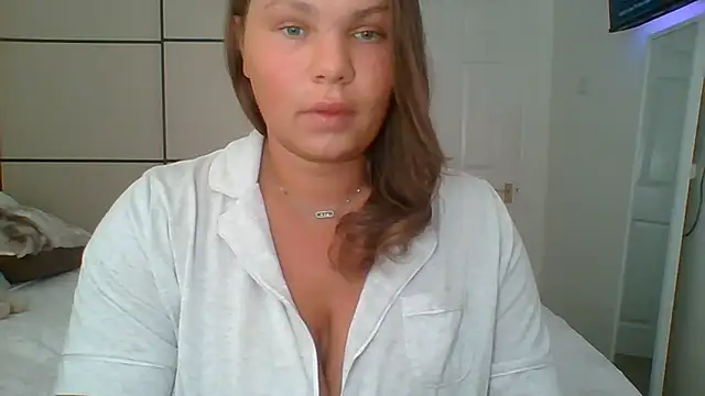 Snapshot of GEMMARMALADE chatting on June 12, 2026, 6:29 pm GEMMARMALADE online show from June 12, 2026, 6:29 pm