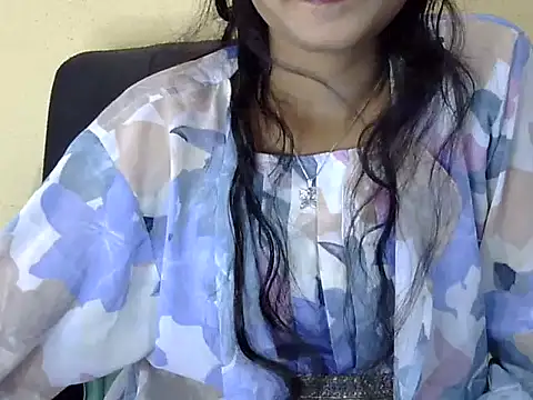 Snapshot of Shab_M chatting on February 9, 2026, 6:17 am Shab M online show from February 9, 2026, 6:17 am