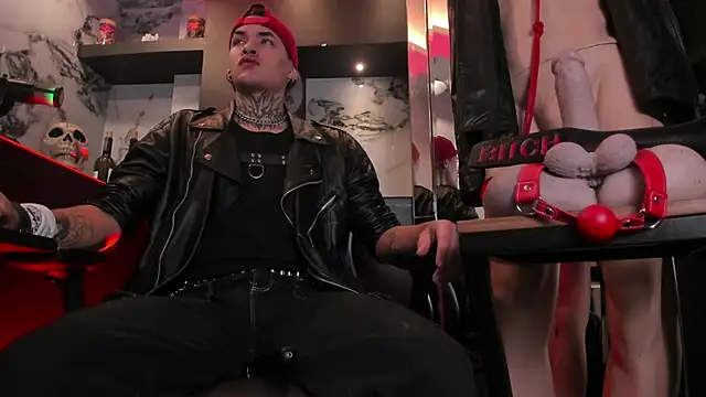 AlecBanne online show from April 4, 2026, 10:51 pm