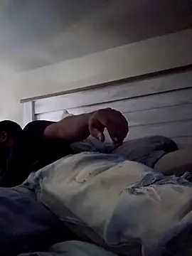 iLOVETRAY96 online show from March 12, 2026, 6:47 pm