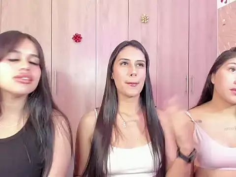 Miss samantha3  online show from January 5, 2026, 9:51 pm