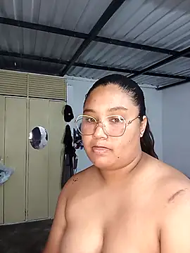 VaneandRossy online show from April 11, 2026, 9:41 pm