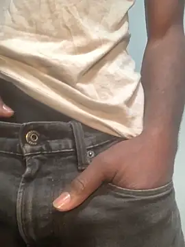 goldenshower2451 online show from December 3, 2025, 10:41 pm