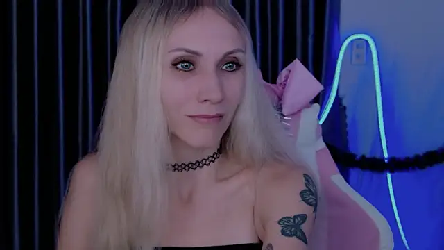 betty xoxoo online show from January 8, 2026, 1:24 pm