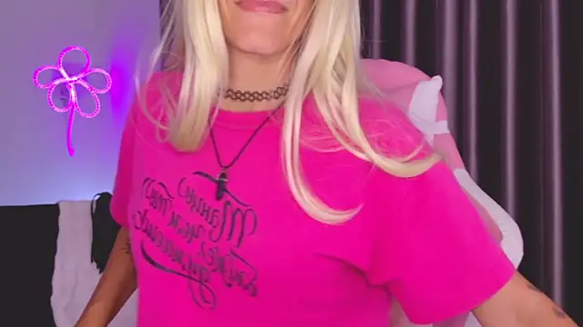 Snapshot of betty_xoxoo chatting on June 22, 2026, 2:03 pm betty xoxoo online show from June 22, 2026, 2:03 pm