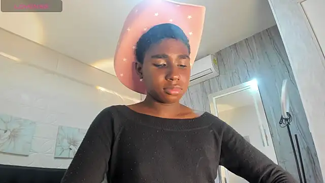 teylor lovee online show from February 7, 2026, 10:02 pm