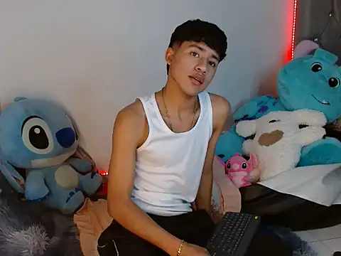 Sebas Ross04 online show from January 9, 2026, 11:06 pm