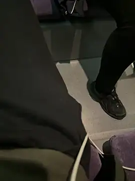 Davvidsm online show from March 12, 2026, 12:44 pm